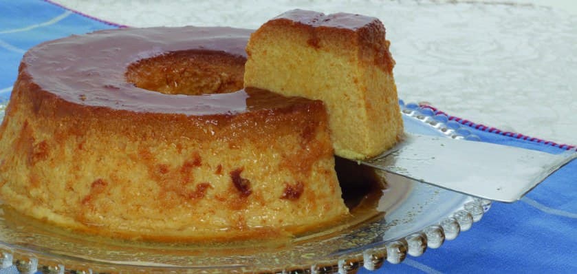 Foto da receita: Pudim Banho Maria - Receita de família compartilhada por Maiara Till no projeto cultural da UNIFEBE.